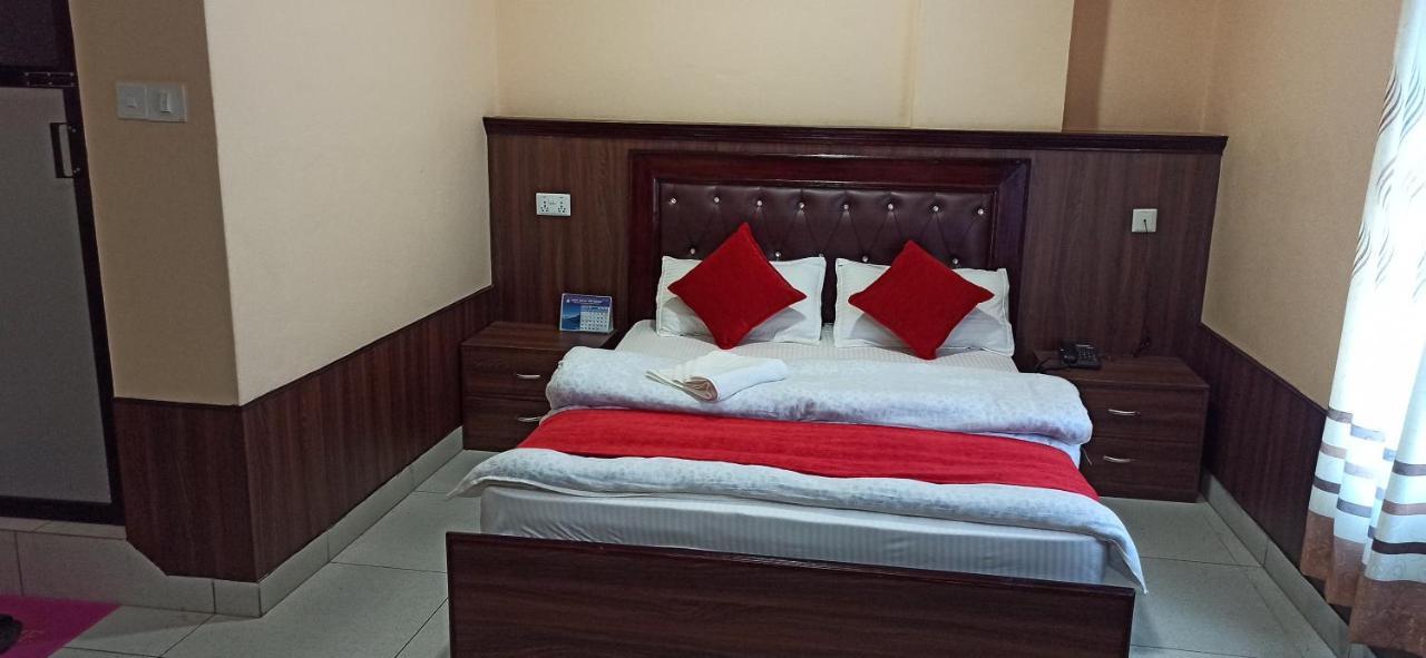 Hotel Royal Chautari, Butwal Экстерьер фото